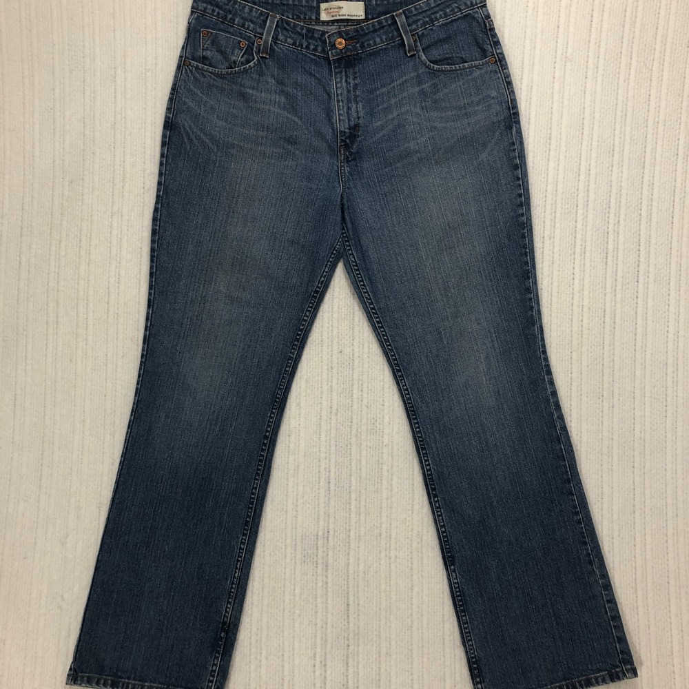 Levi Strauss Signature Mid Rise Bootcut Jeans Medium Wash Blue Denim